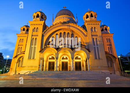 La basilique Saint Andrew de Patras est la plus grande église en Grèce. Banque D'Images