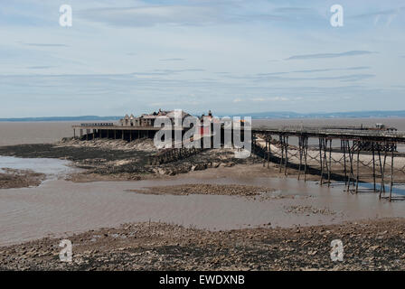 Image éditoriale de Birnbeck Pier dans Super-Mare Weston. Sur le patrimoine national en péril s'inscrire Banque D'Images