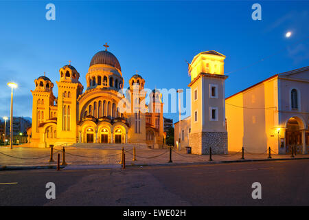 La basilique Saint Andrew de Patras est la plus grande église en Grèce. Banque D'Images