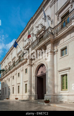 Italie Pouilles Valle d'Itria Martina Franca Palais Ducal Banque D'Images