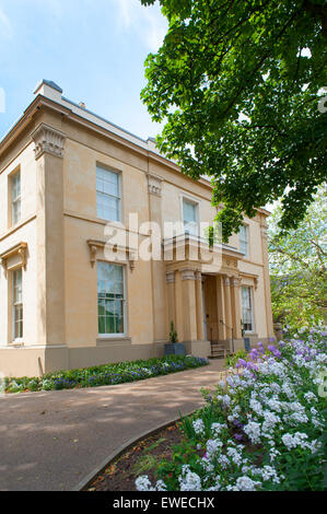 Elizabeth Gaskell house manchester uk Banque D'Images