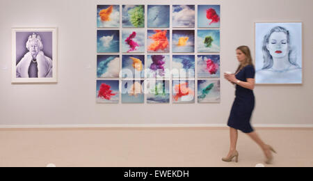 Stand de la Fine Art Society. Appuyez sur Aperçu de l'Œuvre 2015 fine art fair dans l'enceinte de l'Hôpital Royal de Chelsea. La foire est ouverte au public du 25 juin au 1 juillet 2015. Banque D'Images