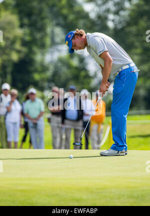 Allemagne, club München Eichenried. 25 Juin, 2015. Marcel Siem de l'Allemagne peut être vu à l'European Tour tournoi de golf club München Eichenried, en Allemagne, le 25 juin 2015. Dpa : Crédit photo alliance/Alamy Live News Banque D'Images