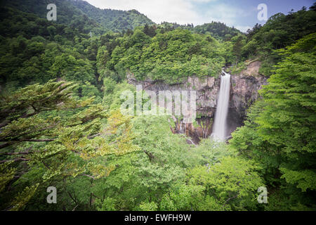 Dans le top 3 des chutes du Japon. Chutes Kegon, Nikko Banque D'Images