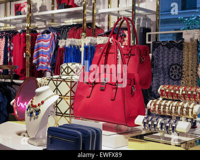 Charmant charlie, vêtements pour femmes, la cinquième avenue, NYC Banque D'Images