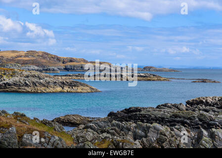 Côte Rocheuse près de la plage, près de Bunessan Uisken, île de Mull, Hébrides, Argyll and Bute, Ecosse Banque D'Images