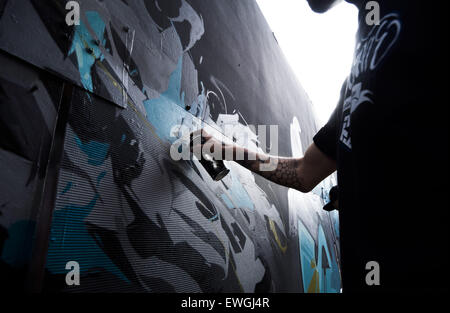 Moscou. 14 Juin, 2015. 14 juin 2015 : Art-pad ''Vial''. Artiste de rue graffitis. © Igor Golovniov/ZUMA/Alamy Fil Live News Banque D'Images