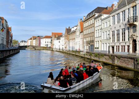 Spinolarei canal dans le centre-ville de Bruges, Belgique Banque D'Images