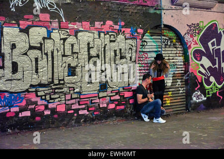 Leake Street, également connu sous le nom de "Tunnel Banksy Graffiti" ou "Tunnel", est une route à Lambeth, Londres. Banque D'Images