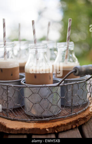 Glaces Maison du café avec des pailles en papier Banque D'Images