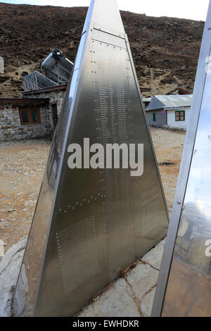 Le Mémorial de l'Everest Pheriche, village, camp de base de l'Everest trek, Site du patrimoine mondial de l'UNESCO, le parc national de Sagarmatha, Solu-Khumb Banque D'Images