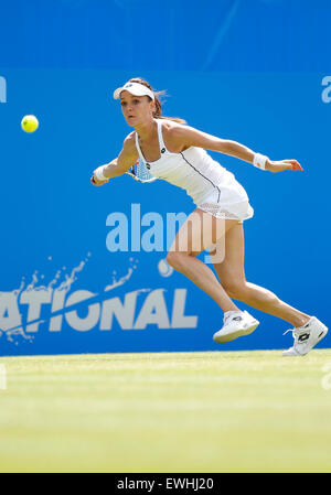 Eastbourne, Royaume-Uni. 26 Juin, 2015. Aegon International Tennis Championships Eastbourne. Agnieszka Radwanska (POL) en action contre Sloane Stephens (USA) chez les femmes de la demi-finale unique à Devonshire Park. Credit : Action Plus Sport/Alamy Live News Banque D'Images