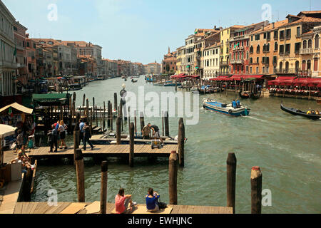 Venise - Grand Canal (Canal Grande) du pont du Rialto Banque D'Images