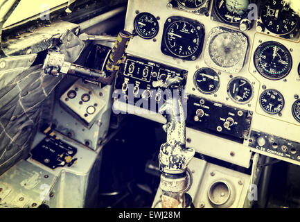 Ancien appareil dans le pilote de pilotage. Photo en couleur vieux style de l'image. Banque D'Images