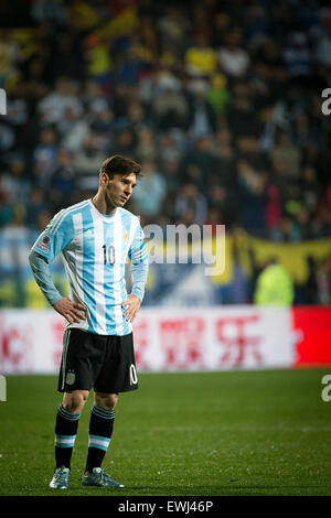 Vina del Mar, au Chili. 26 Juin, 2015. L'Argentine Lionel Messi réagit pendant le quart de finale entre l'Argentine et la Colombie à la Copa America 2015 au Chili El Sausalito Stadium, dans la ville de Viña del Mar, Chili, le 26 juin 2015. Crédit : Pedro Mera/Xinhua/Alamy Live News Banque D'Images