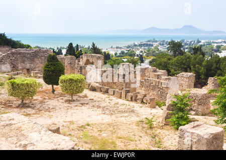 La Tunisie. L'ancienne Carthage. Colline de Byrsa - Le quartier punique et tours de cathédrale à la période haut Banque D'Images