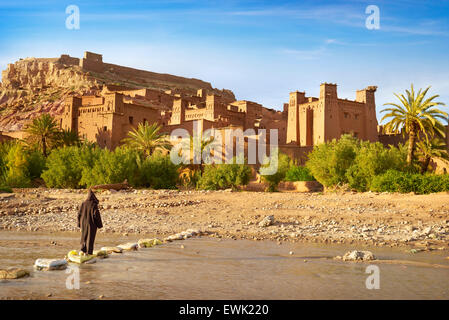 Vue panoramique de Ait Benhaddou, Ait Ben Haddou, Kasbah, Ouarzazate, Maroc, Afrique Banque D'Images