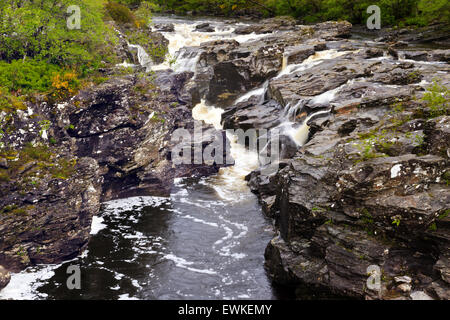 Dans la cascade de Glen Orchy, Ecosse Banque D'Images