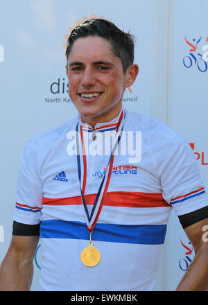 Lincoln, Royaume-Uni. 28 Juin, 2015. Peter Kennaugh gagnant de l'équipe SKY . Le British National vélo course sur route. © Plus Sport Action/Alamy Live News Banque D'Images