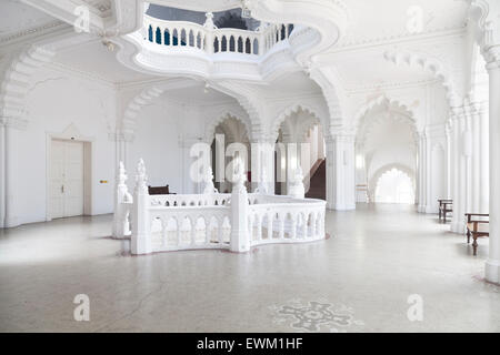 L'intérieur du Musée des Arts Appliqués de Budapest Banque D'Images