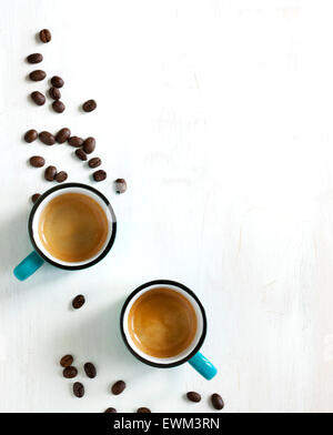Deux tasses de café. Vue d'en haut Banque D'Images