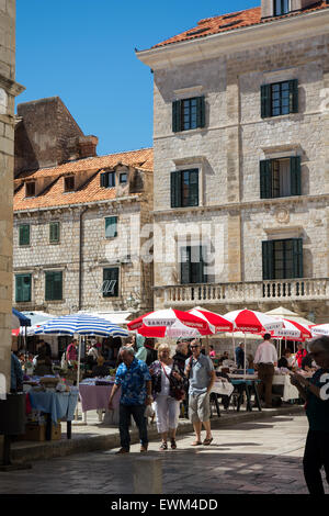 Scène de rue, vieille ville de Dubrovnik, Croatie Banque D'Images
