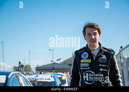 Croft, Circuit Dalton-On-Tees, North Yorkshire, UK. 28e. Tom Ingram de Speedworks Motorsport lors de la Dunlop MSA British Touring Car Championship à Oulton Park. Credit : Gergo Toth/Alamy Live News Banque D'Images