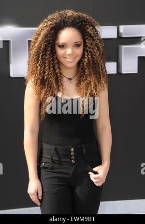 Los Angeles, Californie, USA. 28 Juin, 2015. Jadagrace assistant à la première de Los Angeles ''Terminator Genisys'' tenue à l'Kodak Theater à Hollywood, Californie le 28 juin 2015. 2015 : Crédit D. Long/Globe Photos/ZUMA/Alamy Fil Live News Banque D'Images