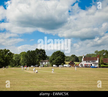 Cricket Village Tilford. Banque D'Images