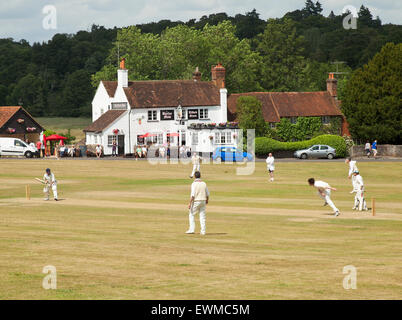 Cricket Village Tilford. Banque D'Images