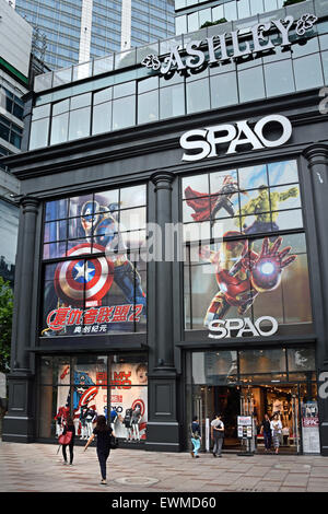 La SPAO Department Store Coin à Nanjing Road. Principale rue commerçante de Shanghai. L'un des plus achalandés du monde . Banque D'Images