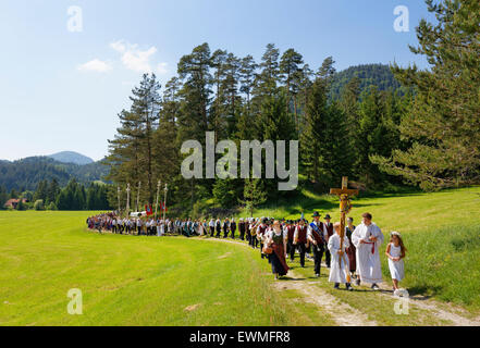 Procession du Corpus Christi, Rohr im Gebirge, district industriel, Basse Autriche, Autriche Banque D'Images