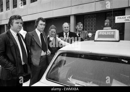 PC Brian Lawrie, le sergent-détective Peter Wale, le gendarme-détective Angie Archibald, l'inspecteur-détective Beechey et Stan Douglas Clark. 23 janvier 1979. Banque D'Images