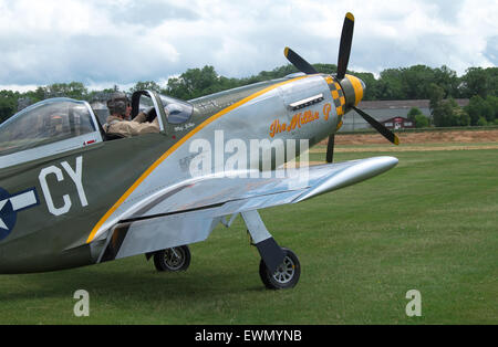 Titan T-51D Mustang cet avion est un hôtel moderne de 75  % de la WW2 ère P-51 Mustang fighter Banque D'Images