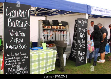 Un blocage du marché de la viande exotique à Chatsworth Country Fair, DErbyshire Peak District England UK Banque D'Images