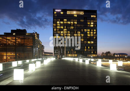L'Europe, l'Allemagne, en Rhénanie du Nord-Westphalie, Duesseldorf, la partie sud-ouest de la port des médias, le Hyatt Regency Hotel by JSK Banque D'Images