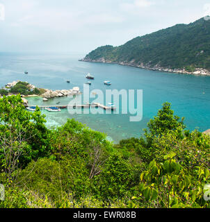 Port de Koh Tao et Koh Nangyuan îles en Thaïlande. plongée sous-marine paradise avec l'eau de mer claire et la plage Banque D'Images