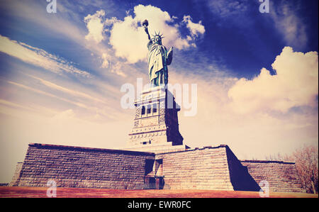 Vintage photo filtrée de la Statue de la Liberté à New York City, USA.