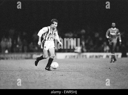 Huddersfield 2-1 Bury, Division 3 match de championnat à la Leeds Road, samedi 22 décembre 1990. Banque D'Images