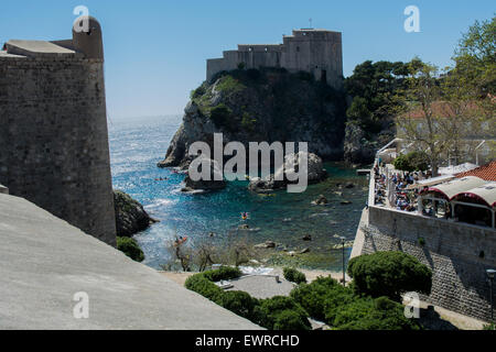 Fort lovrijenac ou forteresse saint-laurent, souvent appelé 'dubrovnik's gibraltar", à partir de la vieille muraille, Dubrovnik, Croatie Banque D'Images