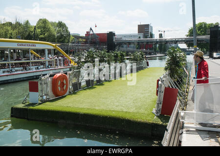 Parc de la Villette, la science et la culture, y compris le district de zone,Cité des Sciences et de l'industrie,Gardens, de folies,de salles de concert. Banque D'Images