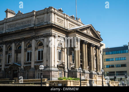 L'extérieur de l'ancienne Cour des Sessions Comté maison à côté de Walker Art Gallery, Liverpool, Merseyside, Angleterre Royaume-uni,l'Europe.. Banque D'Images