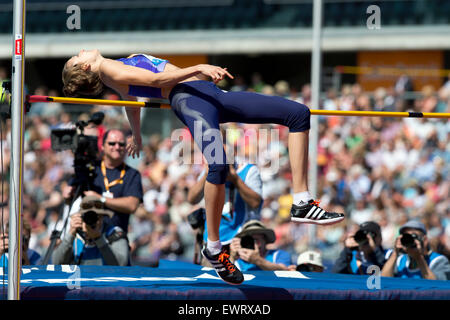 Isobel POOLEY concurrentes dans le saut en hauteur, IAAF Diamond League 2015, Alexander Stadium, Birmingham, UK, 7 juin 2015. Banque D'Images