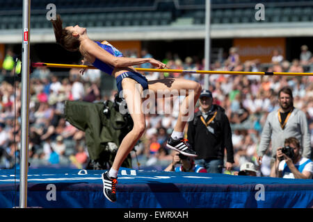 Isobel POOLEY concurrentes dans le saut en hauteur, IAAF Diamond League 2015, Alexander Stadium, Birmingham, UK, 7 juin 2015. Banque D'Images