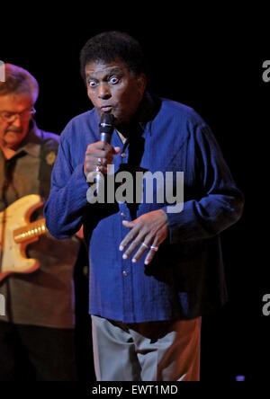 Charley Pride en live sur scène à Manchester Bridgewater Hall comprend : Charley Pride Où : Manchester, Royaume-Uni Quand : 29 Avr 2015 Banque D'Images