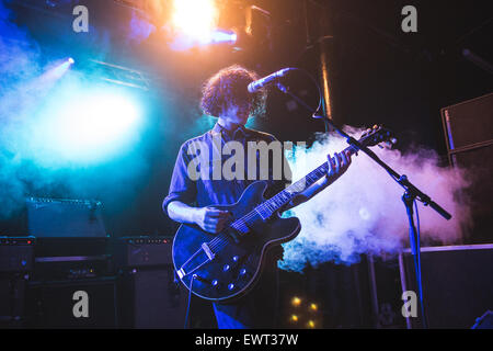 Nottingham, Royaume-Uni. 30 Juin, 2015. Black Rebel Motorcycle Club effectuer à Nottingham Rock City, 2015 Credit : Myles Wright/ZUMA/ZUMAPRESS.com/Alamy fil Live News Banque D'Images