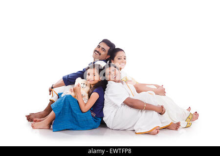 Les parents et les enfants du sud de l'Inde bénéficient de séance Banque D'Images