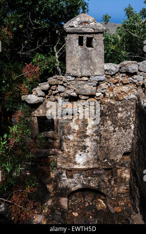 Ruines d'une maison en Micro Horio, Tilos. Banque D'Images