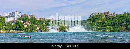 Vue panoramique sur les chutes du Rhin, Schaffhouse, Suisse. Banque D'Images