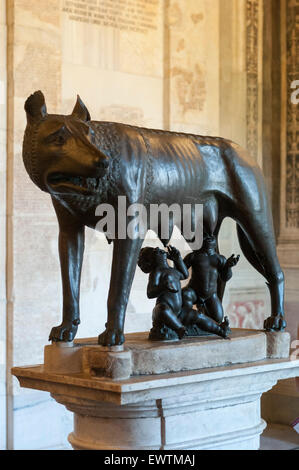 Elle Wolf et Romulus et Remus Musée Capitolin Musei Capitolini Rome Italie Banque D'Images